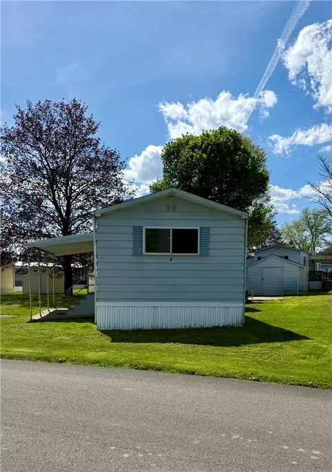 4 Evergreen St, Bath, NY 14810 photo 3
