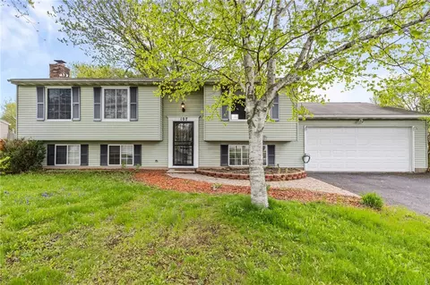 107 Overland Trl, West Henrietta, NY 14586