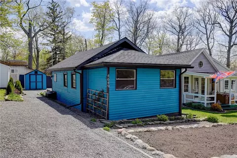 4649 Maiden Ln, Canandaigua, NY 14424