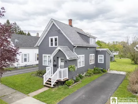 427 Bucknor St, Dunkirk, NY 14048