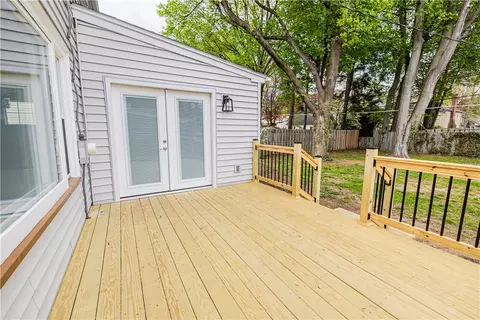 Exterior - 100 Biltmore Dr, Irondequoit, NY 14617 photo 3 of 8