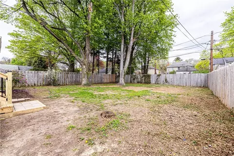 Exterior - 100 Biltmore Dr, Irondequoit, NY 14617 photo 5 of 8
