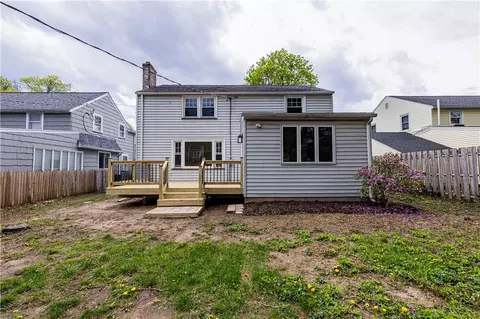 Exterior - 100 Biltmore Dr, Irondequoit, NY 14617 photo 7 of 8