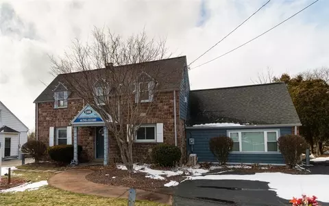 1181 Bay Rd, Webster, NY 14580
