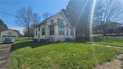 24 Maple St, Afton, NY 13730