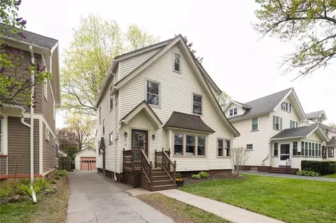 33 Wilsonia Rd, Rochester, NY 14609