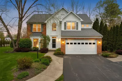 1300 Surrey Garden Way, Webster, NY 14580