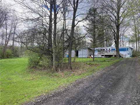 4646 Bigelow Hill Rd, Dundee, NY 14837