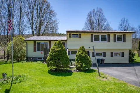 70 School View Rd, Roxbury, NY 12474