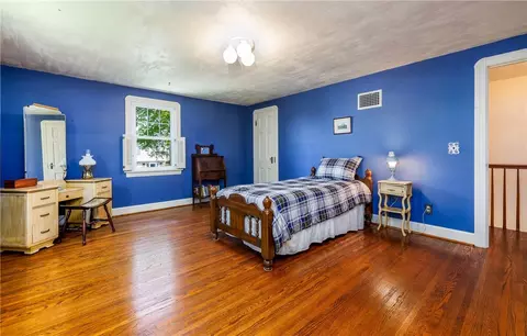 Bedroom - 11 Covington Rd, Irondequoit, NY 14617 photo 5 of 6
