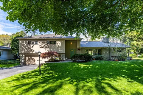 1615 Clover St, Rochester, NY 14618