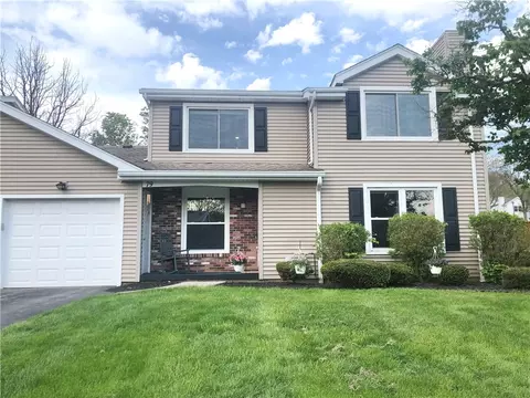 79 Blue Ridge Rd, Penfield, NY 14526