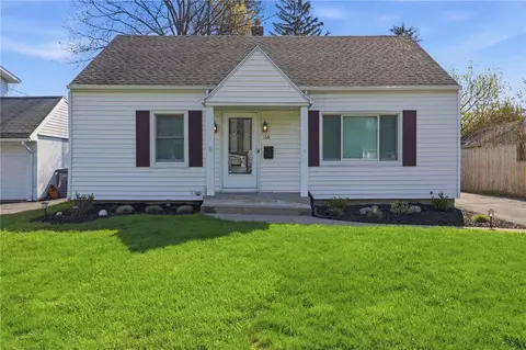 168 Frontenac, Irondequoit, NY 14617