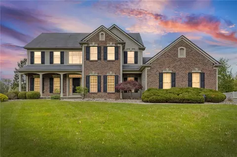 19 Delancey Ct, Pittsford, NY 14534