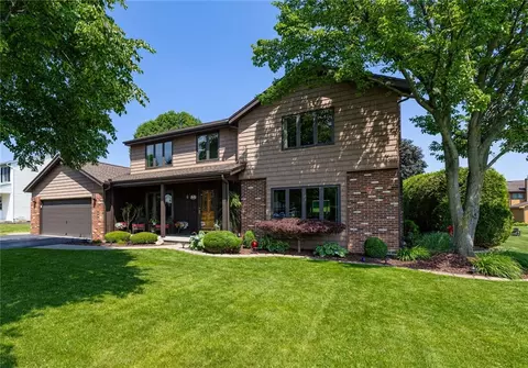 88 Northampton Cir, Greece, NY 14612