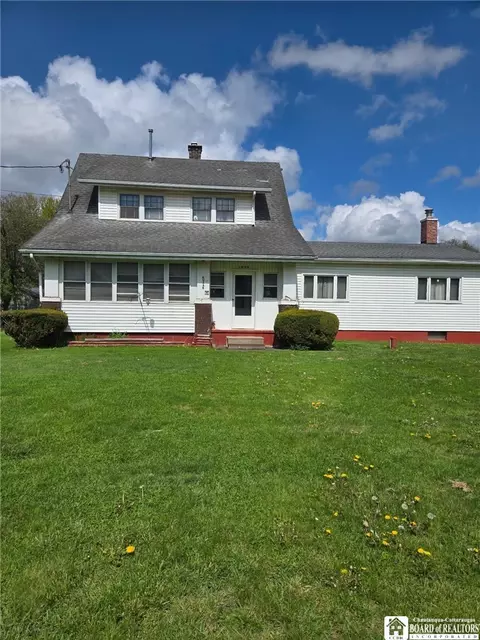1048 Olean Portville Rd, Portville, NY 14770