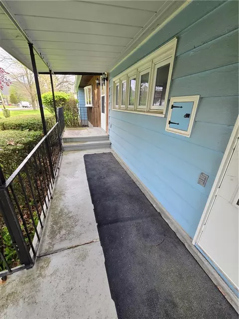 Exterior - 426 E Washington St, Bath, NY 14810 photo 3 of 8