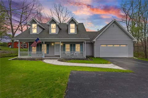 18 Big Tree St, Livonia, NY 14487