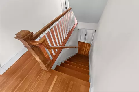 Entry Way - 195 Oscar Dougherty Rd, Roxbury, NY 12459 photo 2 of 3