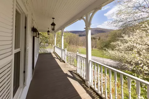 Exterior - 195 Oscar Dougherty Rd, Roxbury, NY 12459 photo 8 of 10