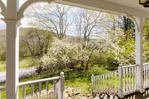 Exterior - 195 Oscar Dougherty Rd, Roxbury, NY 12459 photo 7 of 10
