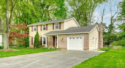 160 Courtly Cir, Greece, NY 14615