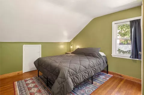 Bedroom - 464 Harwick Rd, Irondequoit, NY 14609 photo 1 of 6