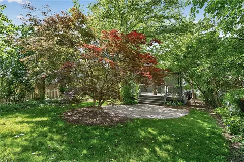 Exterior - 464 Harwick Rd, Irondequoit, NY 14609 photo 6 of 10