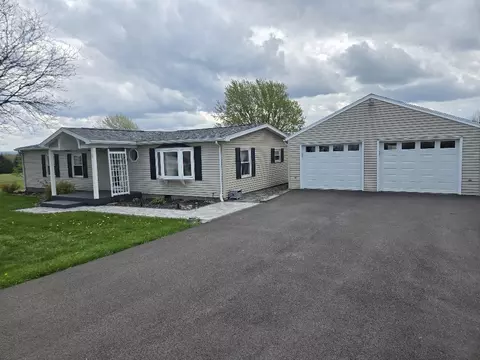 9529 County Road 15, Richmond, NY 14487