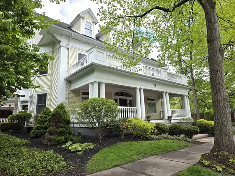17 Sibley Place Un #03, Rochester, NY 14607