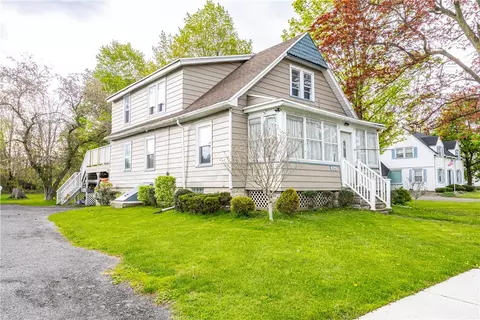 3862 Mount Read Blvd, Greece, NY 14616