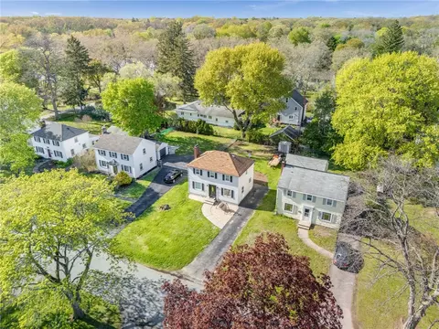 View/Area - 282 Brandon Rd, Irondequoit, NY 14622 photo 3 of 4
