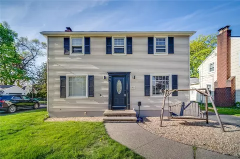 Exterior - 282 Brandon Rd, Irondequoit, NY 14622 photo 2 of 7