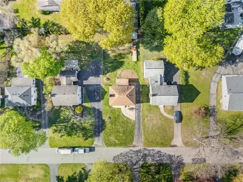 View/Area - 282 Brandon Rd, Irondequoit, NY 14622 photo 2 of 4