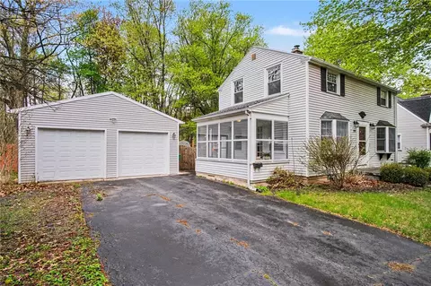 79 Lettington Ave, Gates, NY 14624