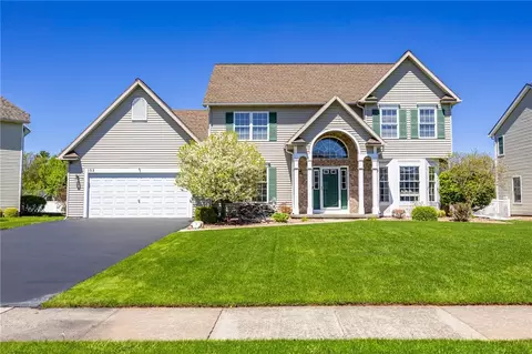 153 Rumford Rd, Greece, NY 14626