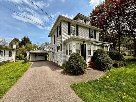19 South St, Leicester, NY 14481