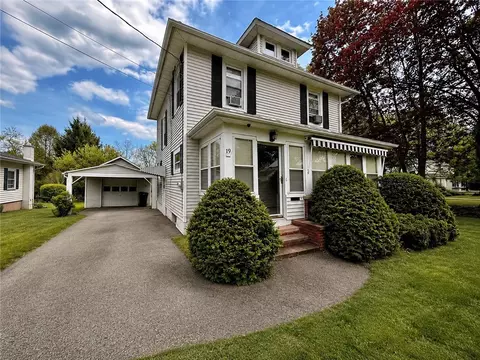 19 South St, Leicester, NY 14481