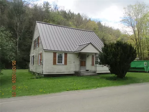 8582 Curtis Hollow Rd, Campbell, NY 14821