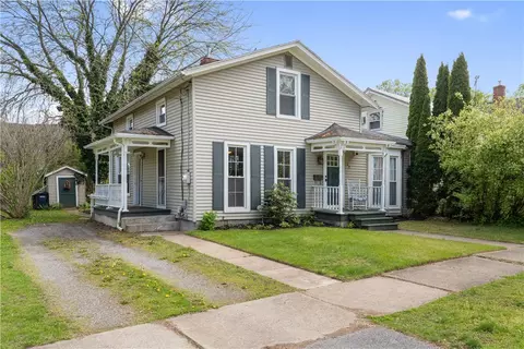 29 State St, Mount Morris, NY 14510