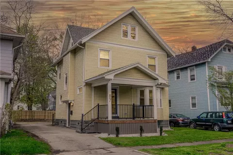 87 Paige St, Rochester, NY 14619