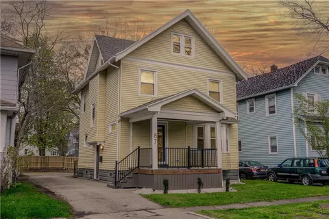 87 Paige St, Rochester, NY 14619