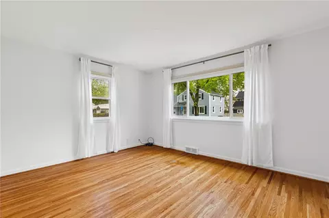 Living - 54 Paxton Rd, Irondequoit, NY 14617 photo 6 of 10