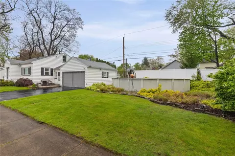 Exterior - 54 Paxton Rd, Irondequoit, NY 14617 photo 2 of 9