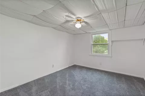Bedroom - 54 Paxton Rd, Irondequoit, NY 14617 photo 5 of 5