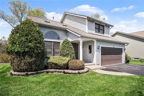 36 Brimley Mnr, Greece, NY 14612