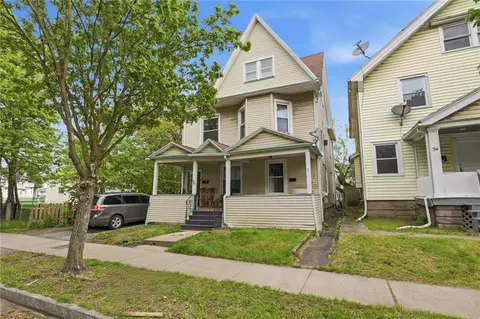 50-52 Melville St, Rochester, NY 14609