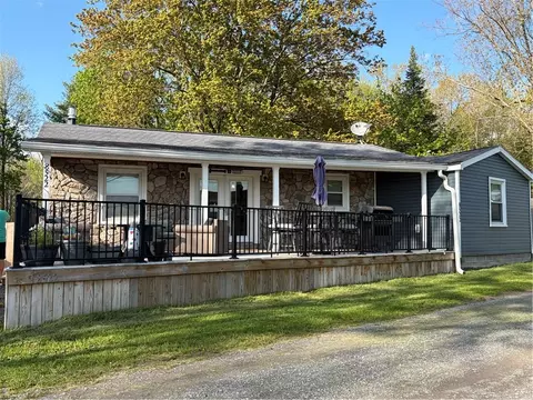 8522 W Buckingham St, Richmond, NY 14471