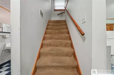 Entry Way - 324 Queen St, Olean, NY 14760 photo 4 of 5