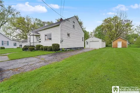 Exterior - 324 Queen St, Olean, NY 14760 photo 2 of 4